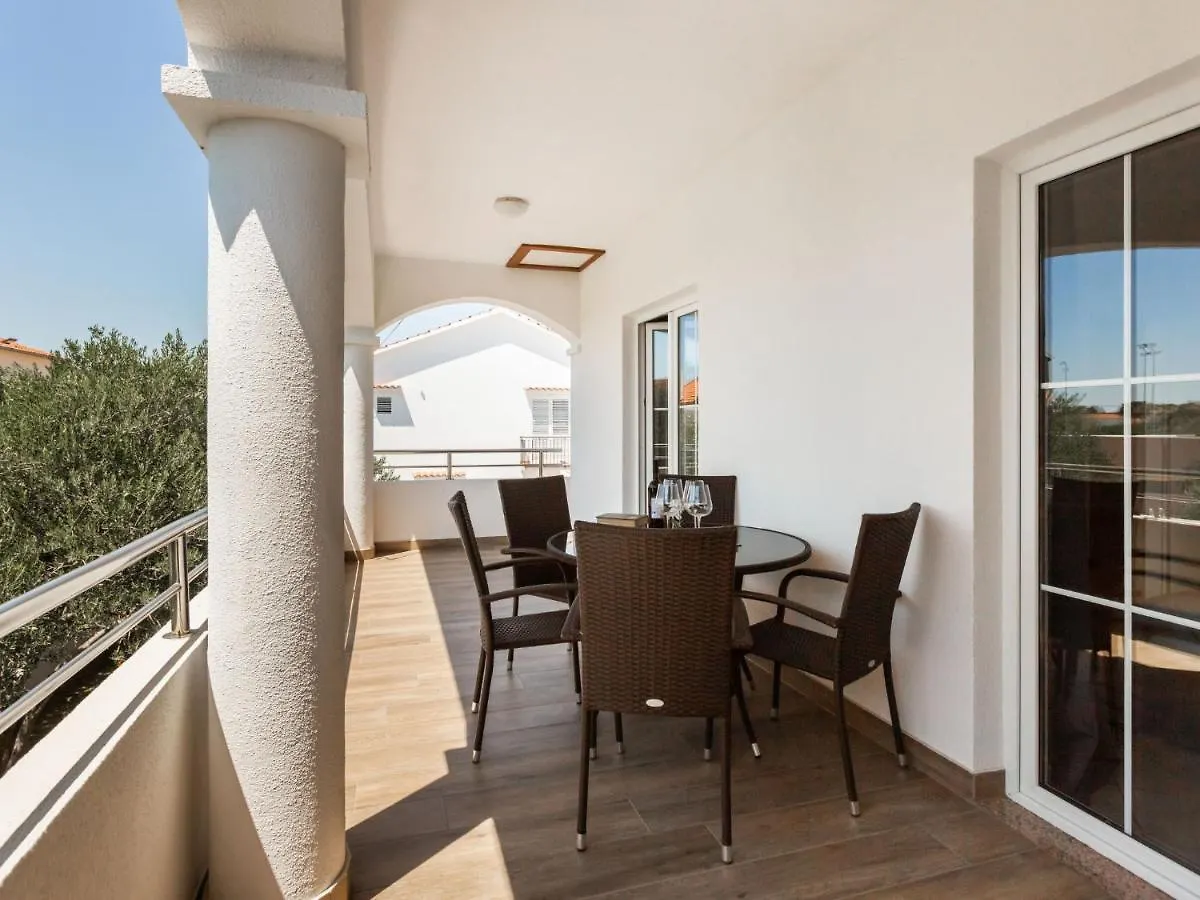 Apartment Tino - Zad510 By Interhome Sukošan